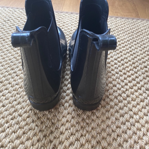 Black JCrew Chelsea rain boot - Picture 3 of 6